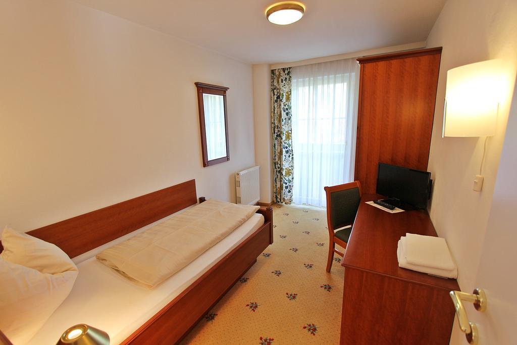 Landhotel Post Ebensee Am Traunsee ***S Εξωτερικό φωτογραφία